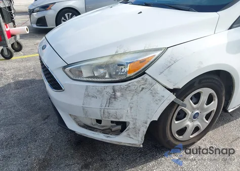 2016 Ford Focus S из США, поврежденный, VIN 1FADP3E21GL248877